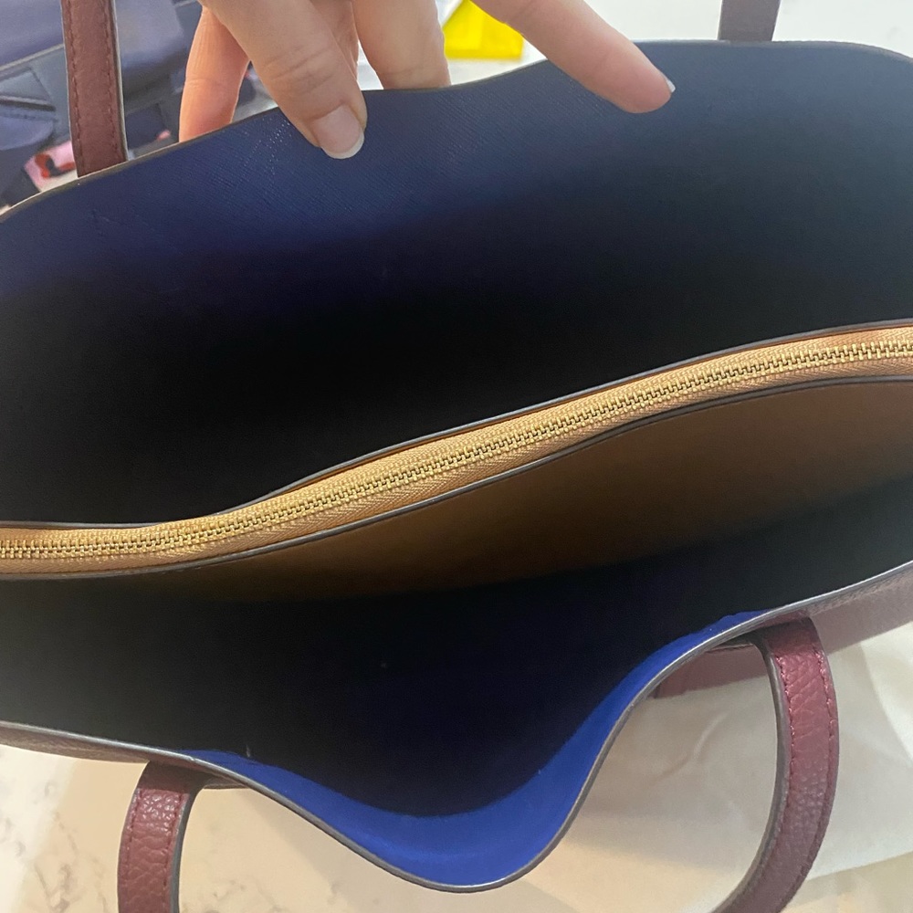 Tory Burch burgundy tote - Picture 4 of 4